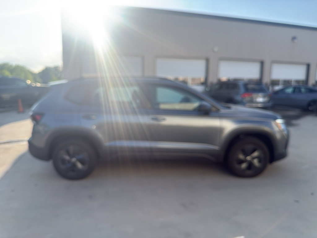 Used 2025 Volkswagen Taos S FWD image 4