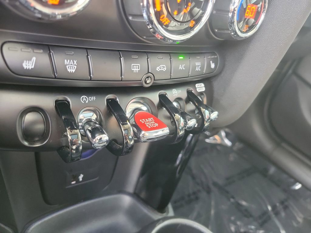 Used 2023 MINI Cooper S image 21