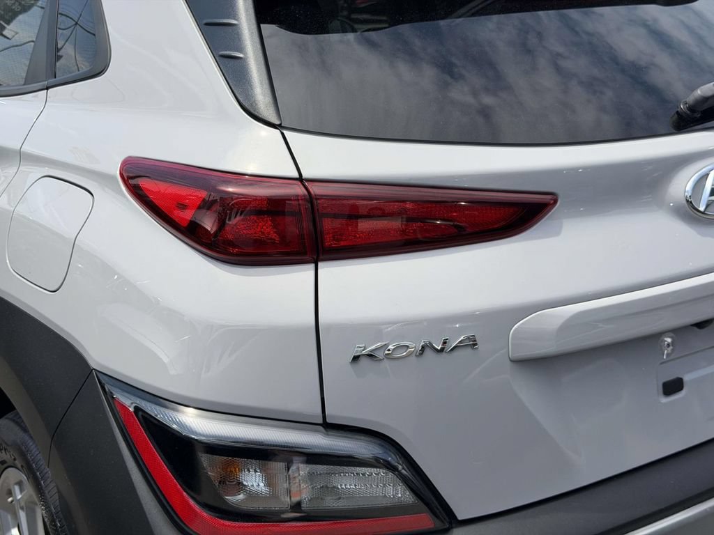 Certified 2023 Hyundai Kona SEL w/ Convenience Package AWD/4WD image 11