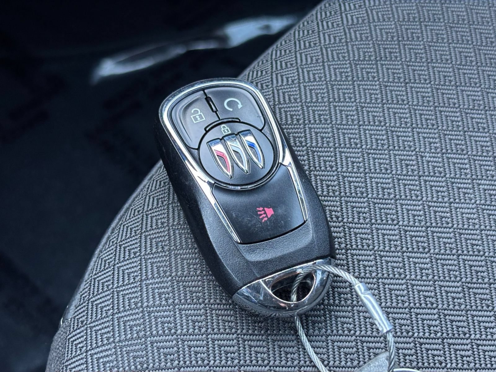 Used 2025 Buick Encore GX Preferred FWD image 23