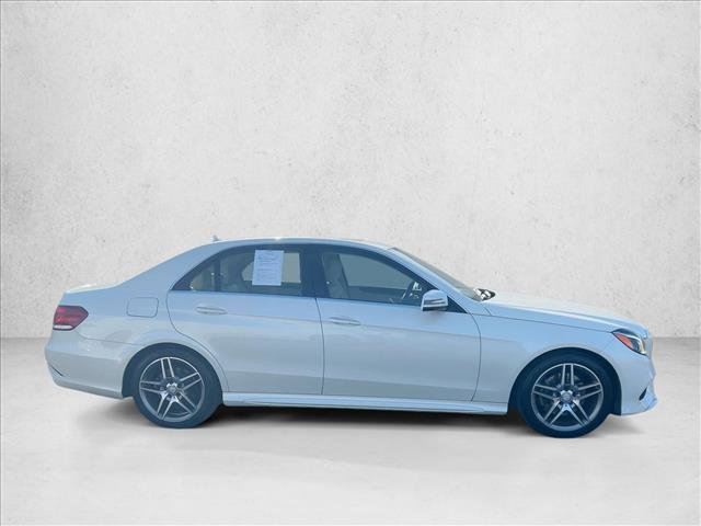 Used 2014 Mercedes-Benz E 350 4MATIC Sedan image 4