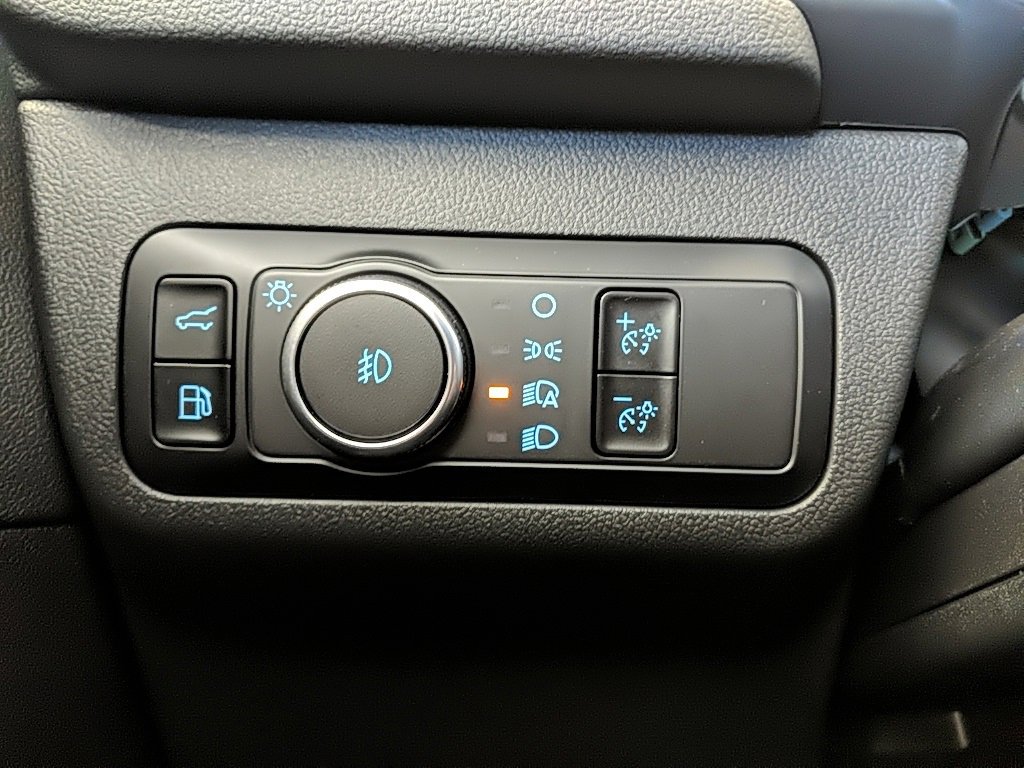 Used 2025 Ford Escape Platinum image 24