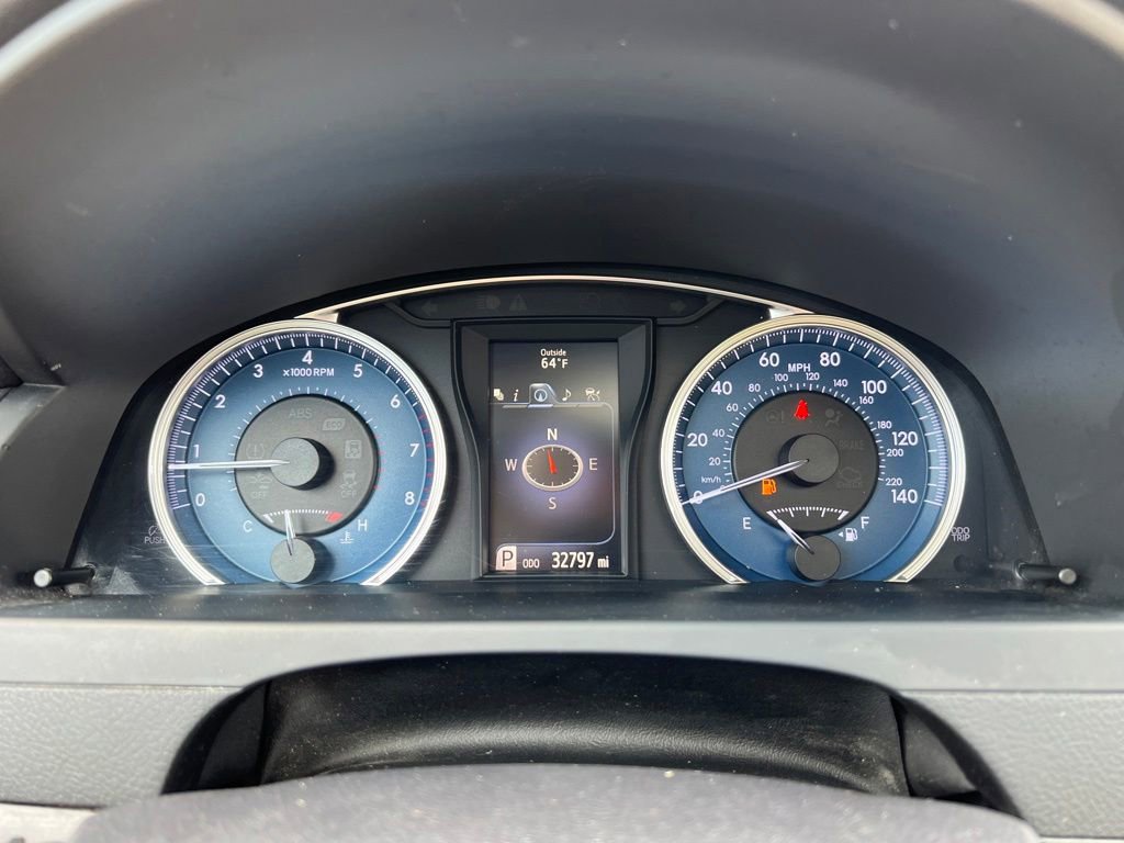 Used 2015 Toyota Camry XLE w/ Advanced Technology Package FWD image 36