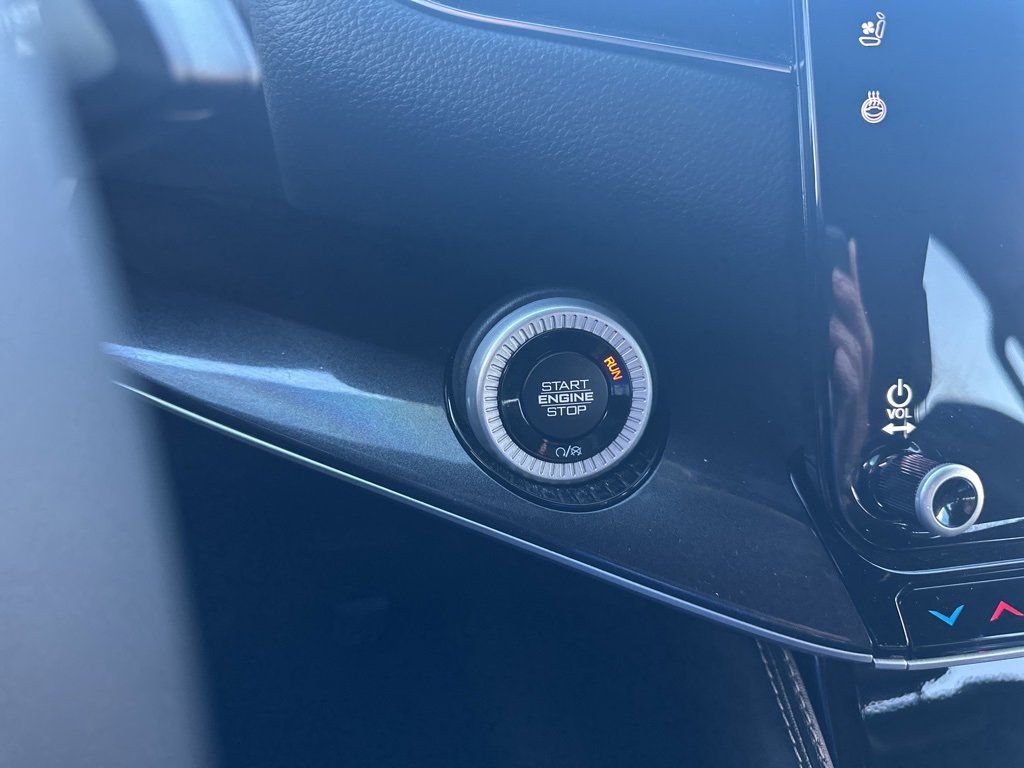 Used 2023 Jeep Wagoneer Base image 9