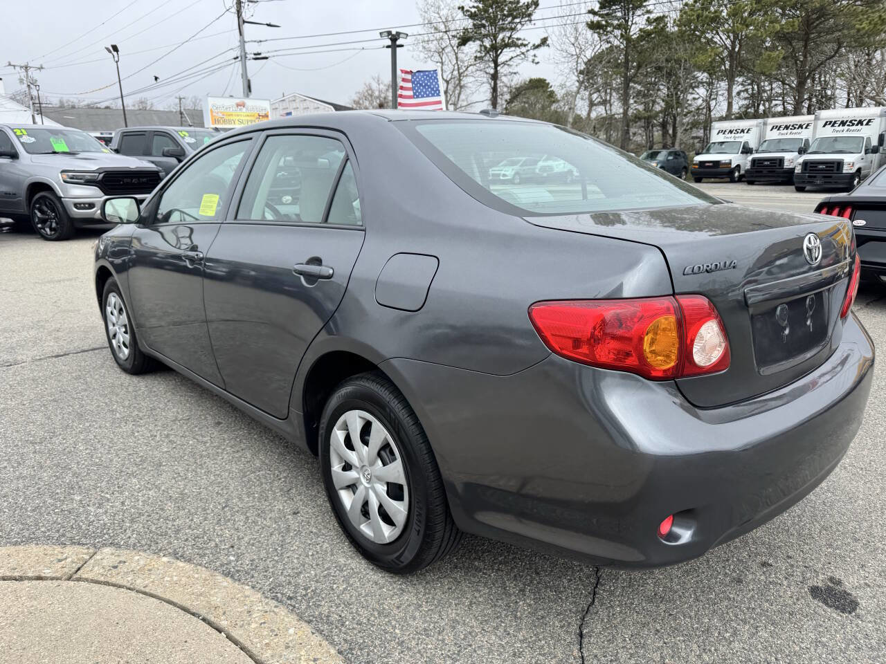 Used 2010 Toyota Corolla FWD image 7