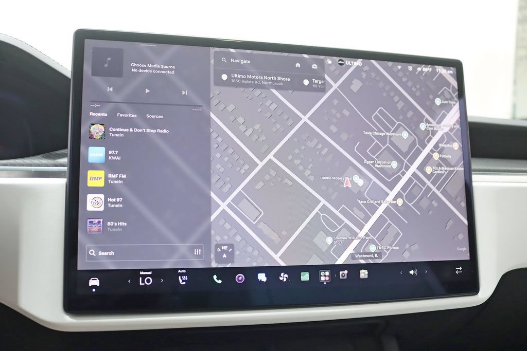 Used 2024 Tesla Model X Plaid AWD/4WD image 15