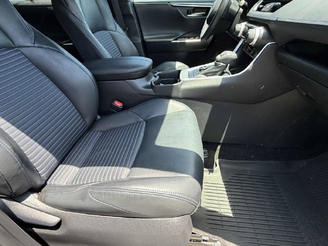 Used 2021 Toyota RAV4 XSE AWD/4WD image 25