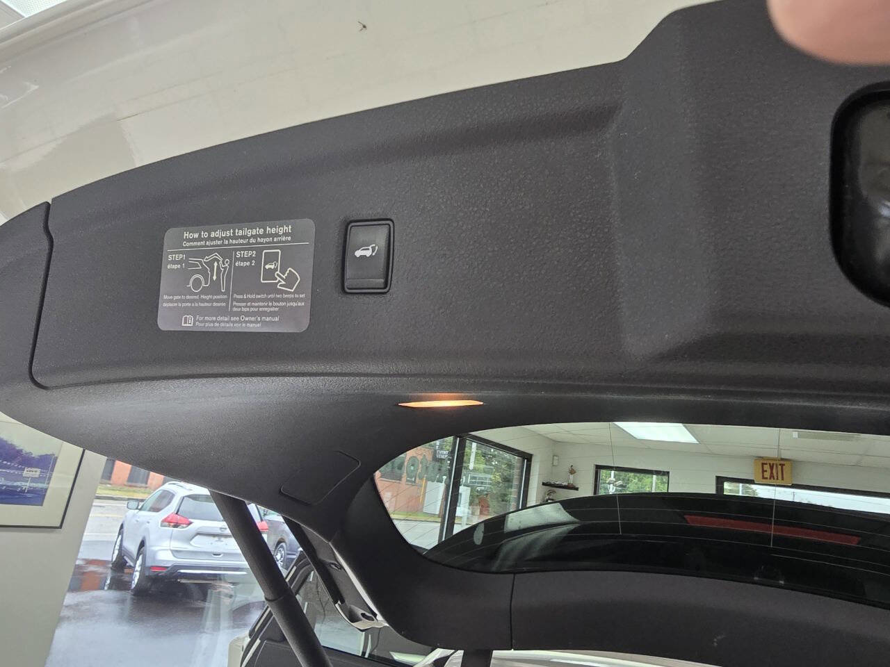 Used 2021 INFINITI QX50 Luxe w/ Cargo Package image 24