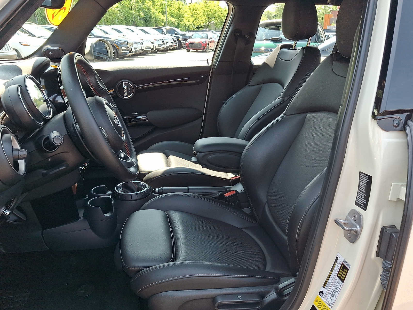 Used 2015 MINI Cooper S FWD image 10