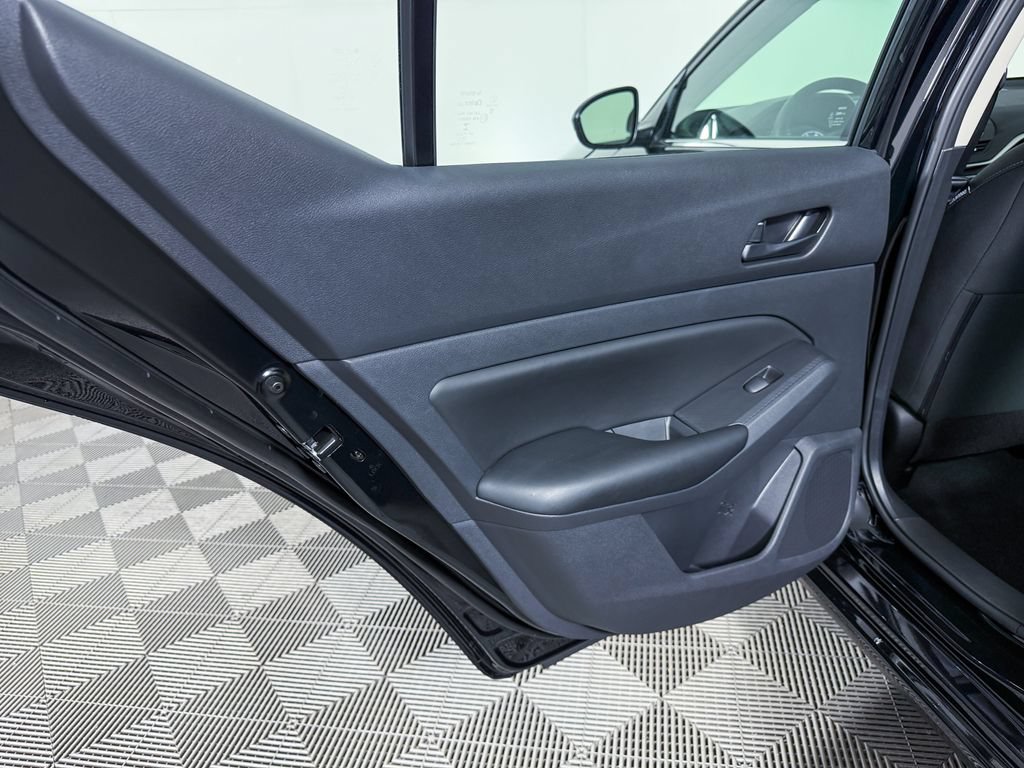 Certified 2025 Nissan Altima 2.5 S FWD image 38