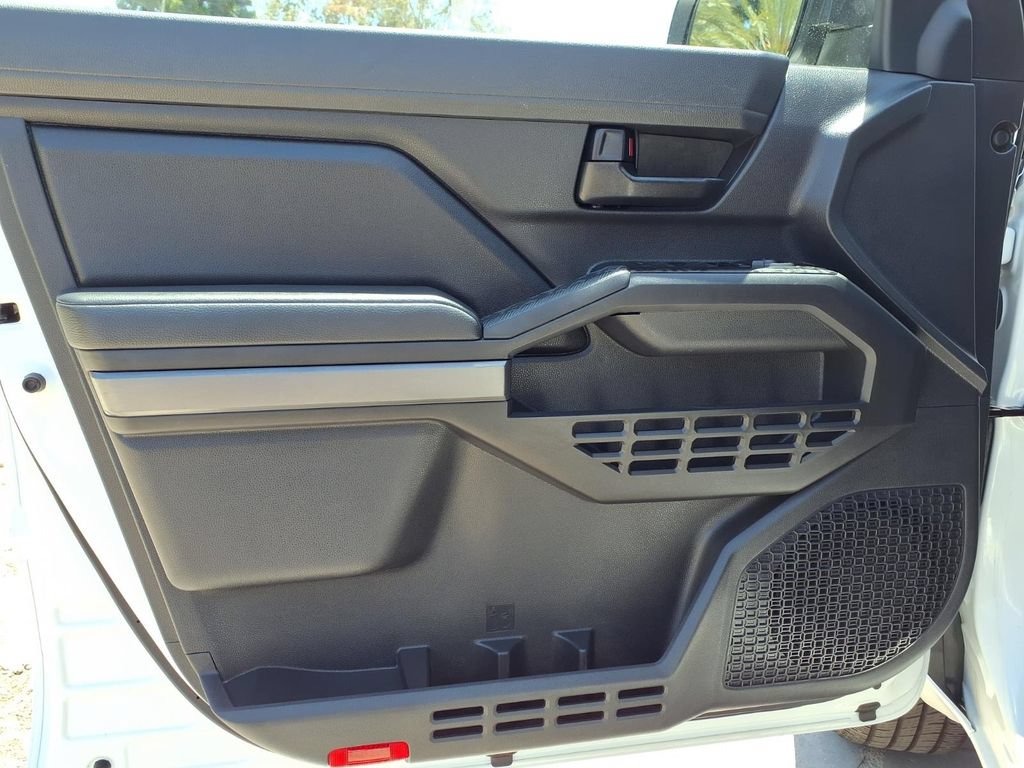 Used 2025 Toyota Tacoma SR5 RWD image 21