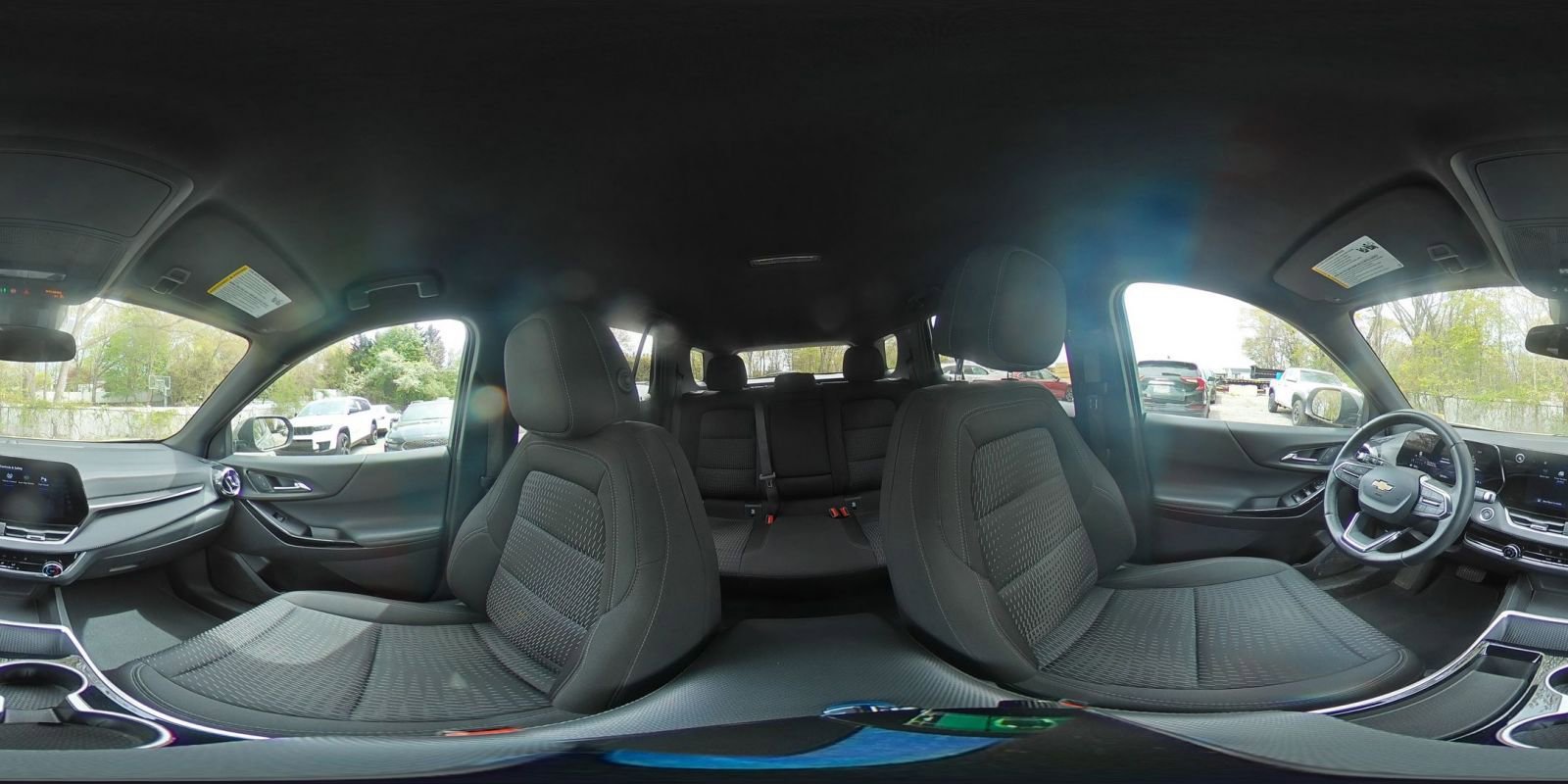 Used 2025 Chevrolet Equinox LT FWD image 40