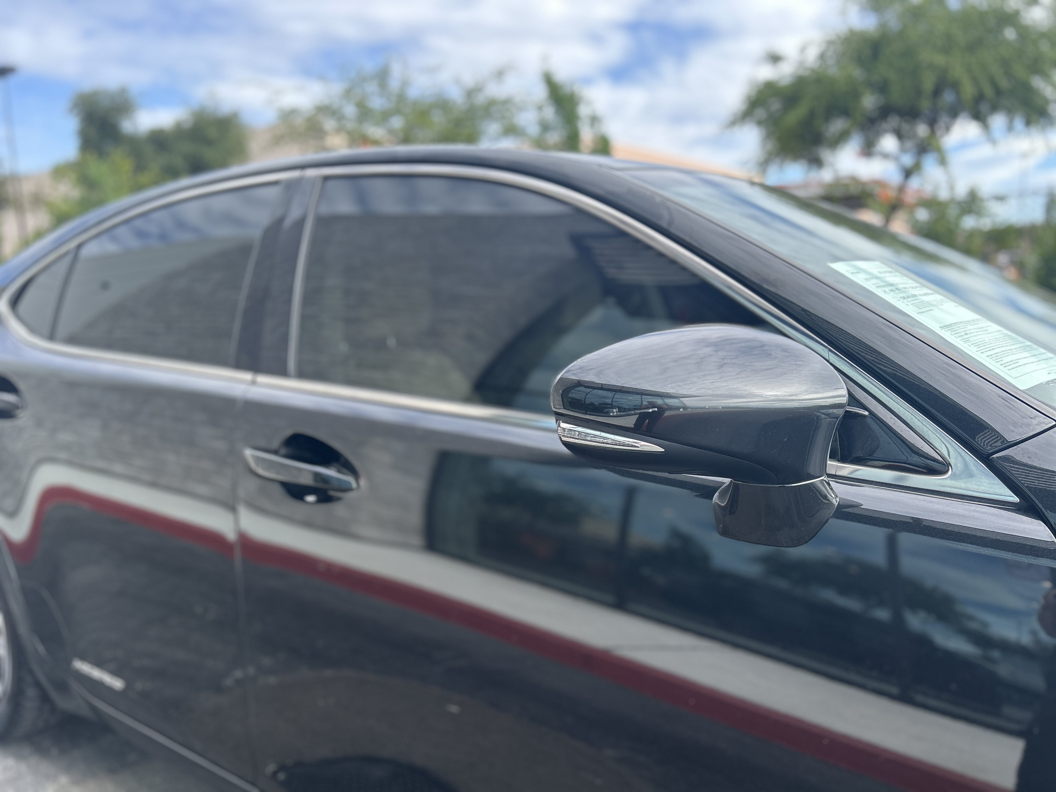 Used 2017 Lexus ES 300h w/ Navigation System Package FWD image 6