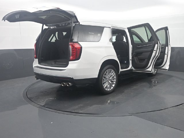 Used 2024 GMC Yukon Denali RWD image 41