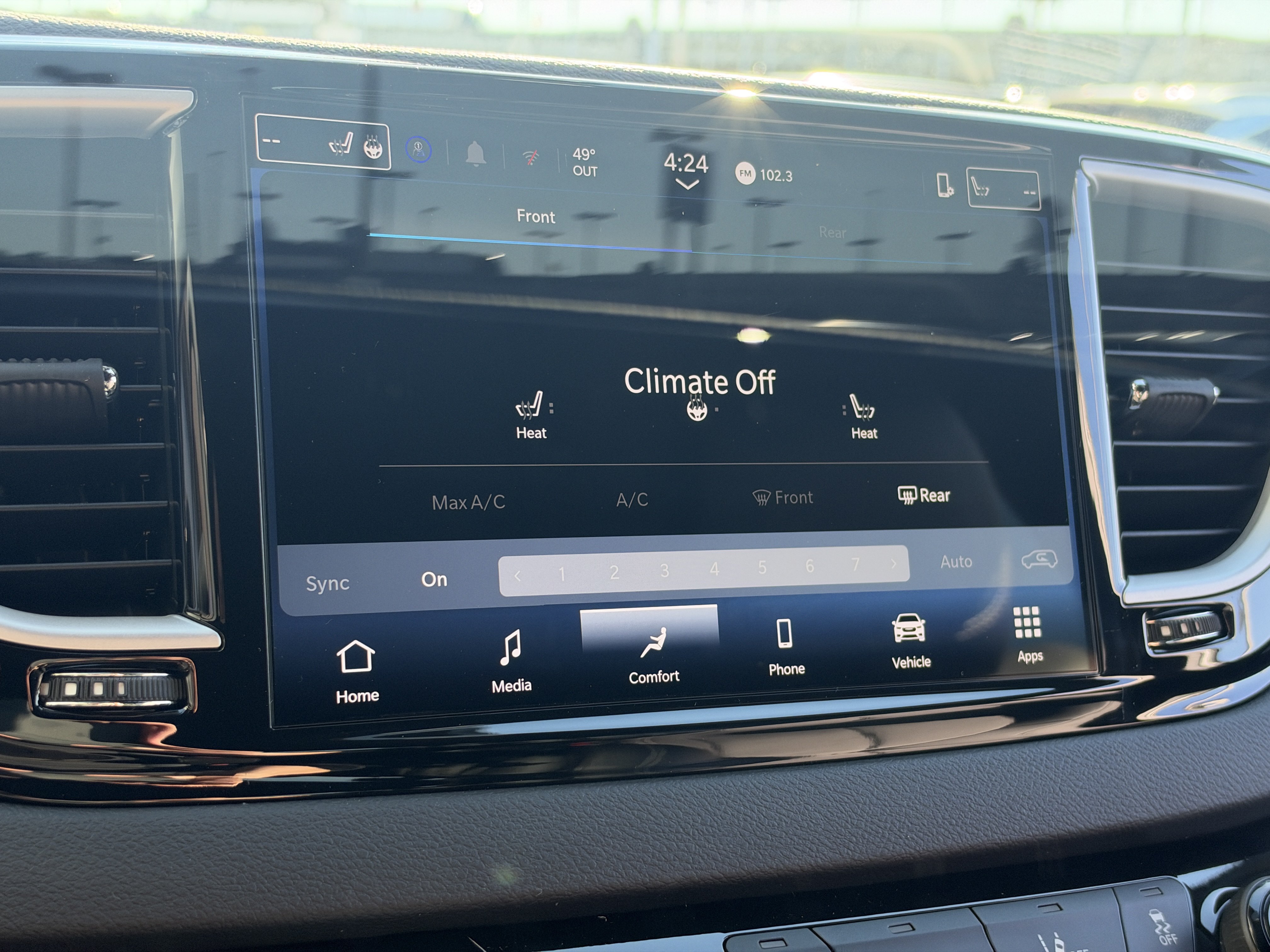 New 2027 Chrysler Pacifica LX FWD image 37