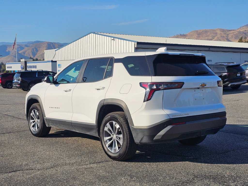 Certified 2026 Chevrolet Equinox LT AWD/4WD image 3