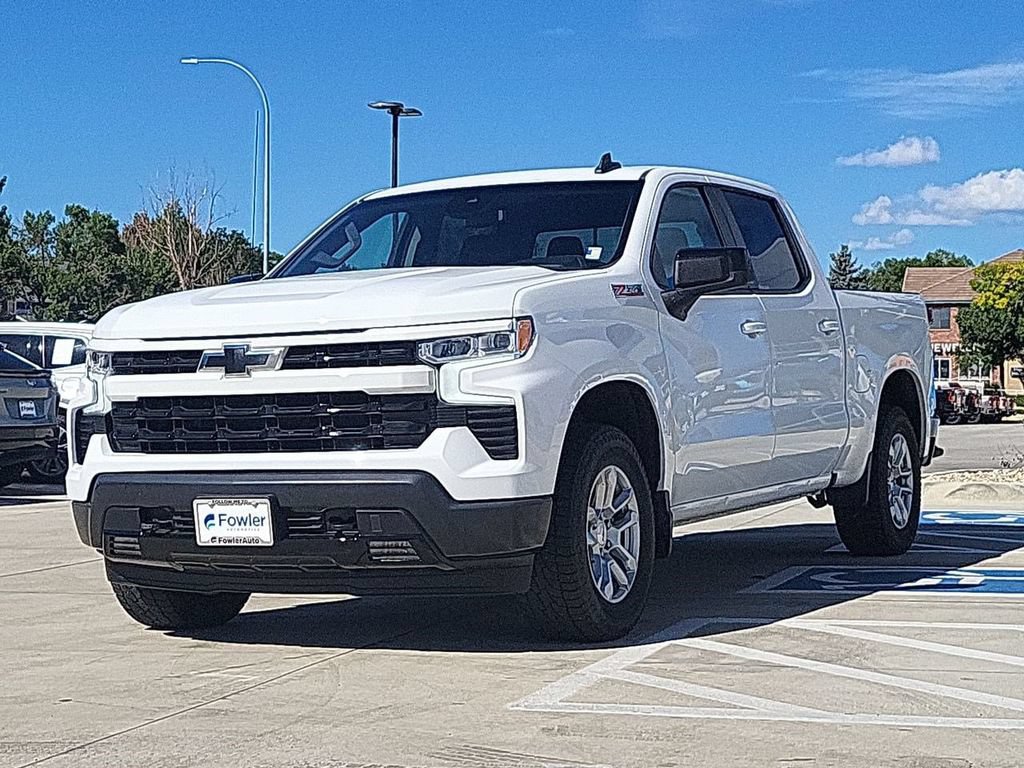 Used 2022 Chevrolet Silverado 1500 RST AWD/4WD image 4