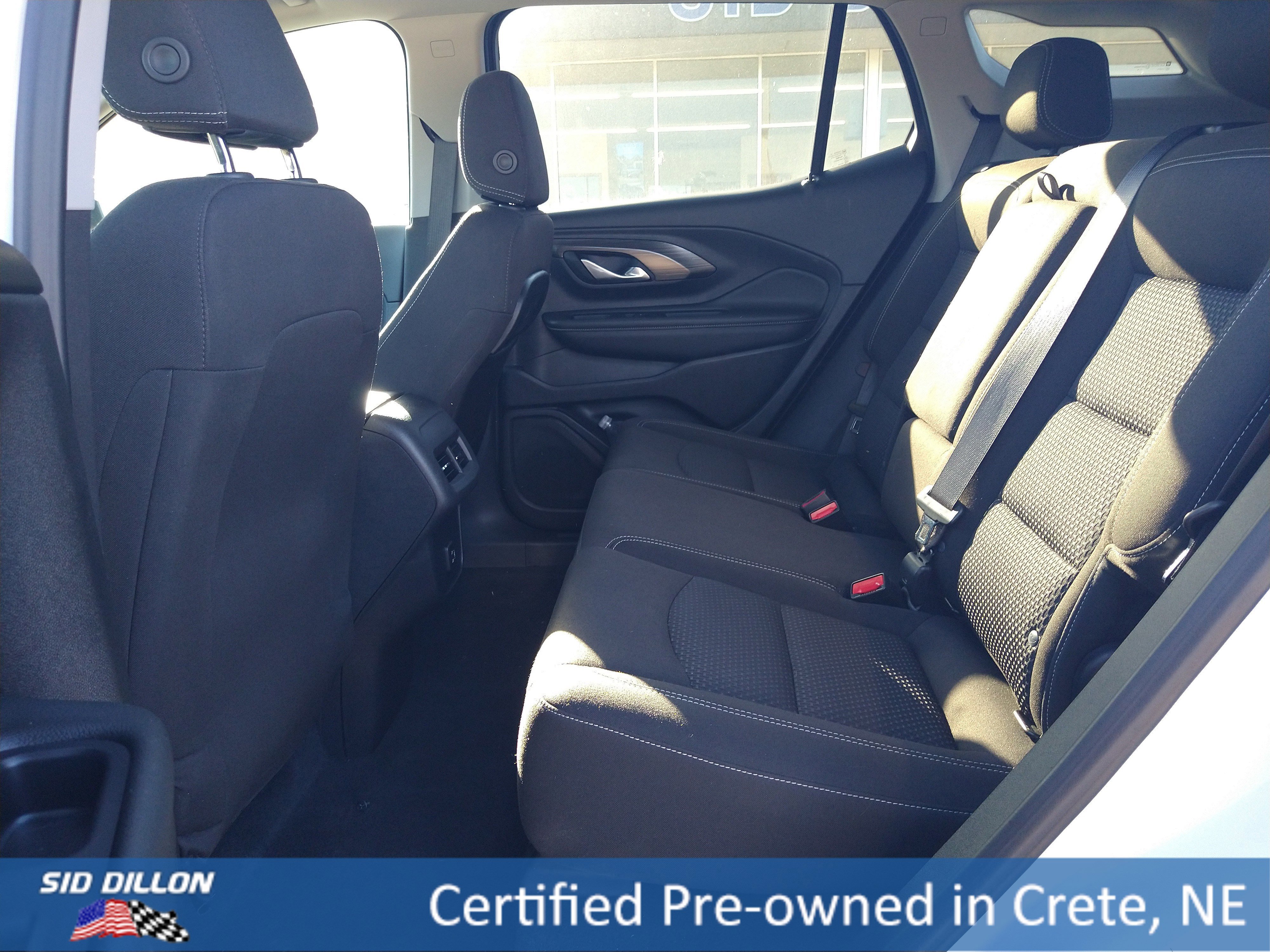 Used 2024 GMC Terrain SLE image 5