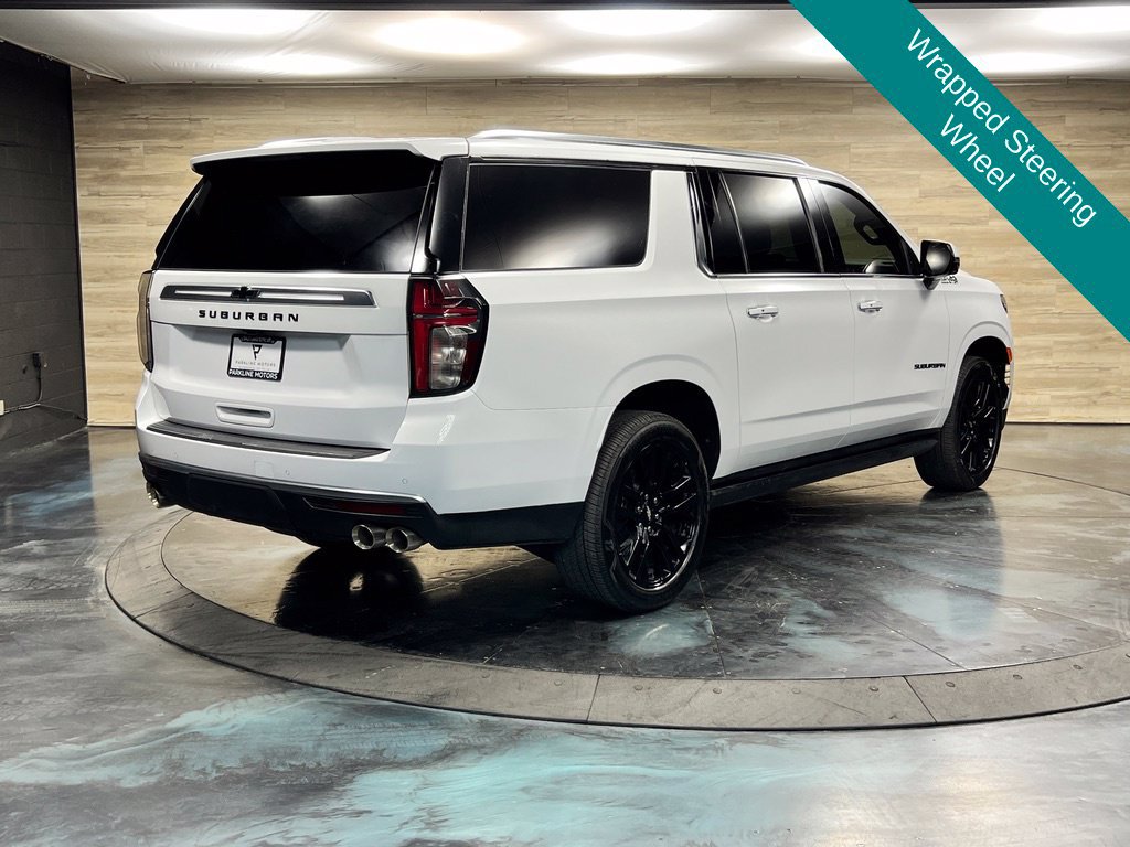 Used 2024 Chevrolet Suburban High Country AWD/4WD image 17