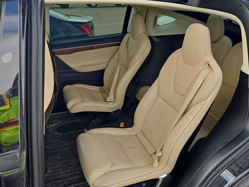 Used 2017 Tesla Model X P100D image 3