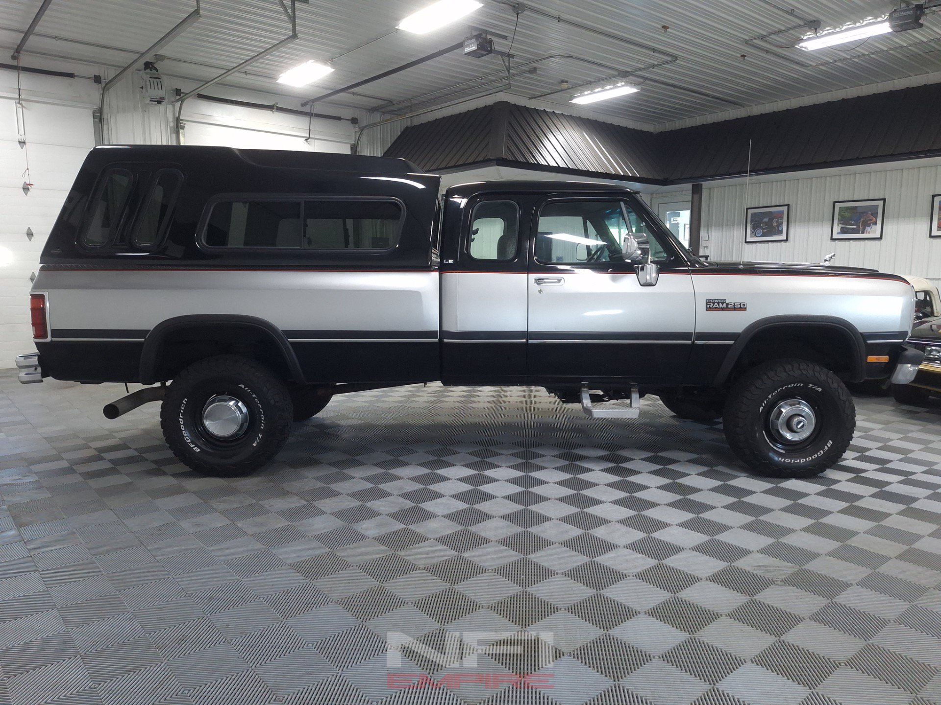 Used 1993 Dodge D/W Truck 250 AWD/4WD image 7