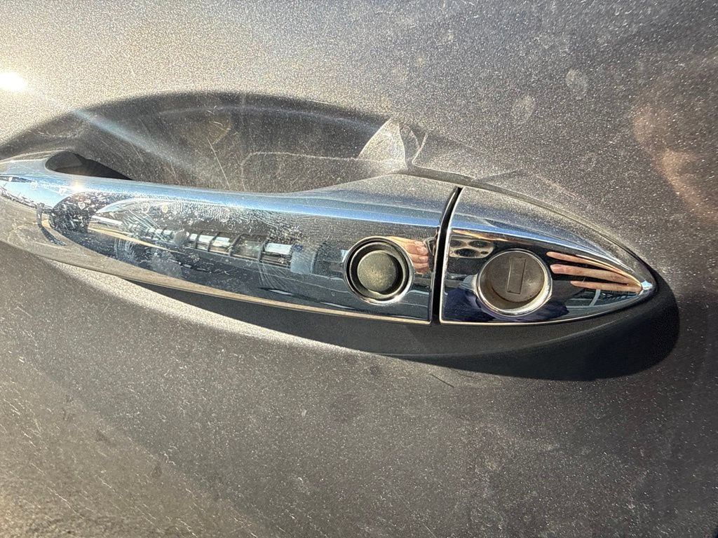 Used 2019 Honda Pilot Elite image 22