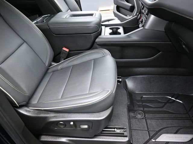 Used 2024 Chevrolet Tahoe Premier AWD/4WD image 28