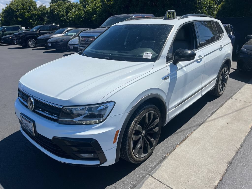 Used 2020 Volkswagen Tiguan SE R-Line FWD image 3