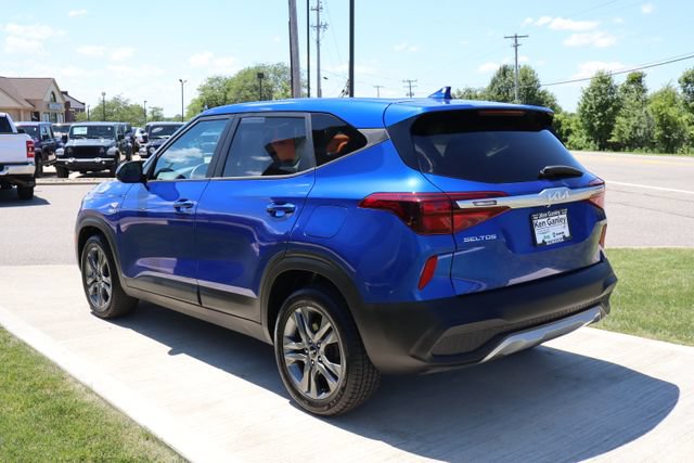 Used 2023 Kia Seltos LX AWD/4WD image 25