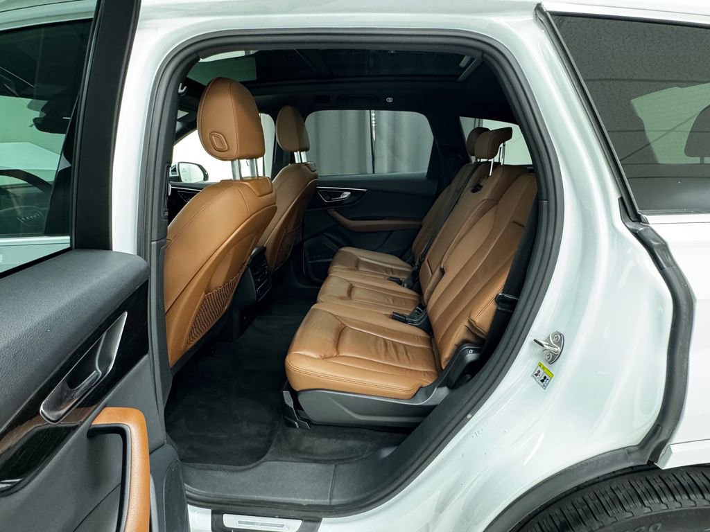 Used 2022 Audi Q7 3.0T Premium Plus w/ Premium Plus Package image 12