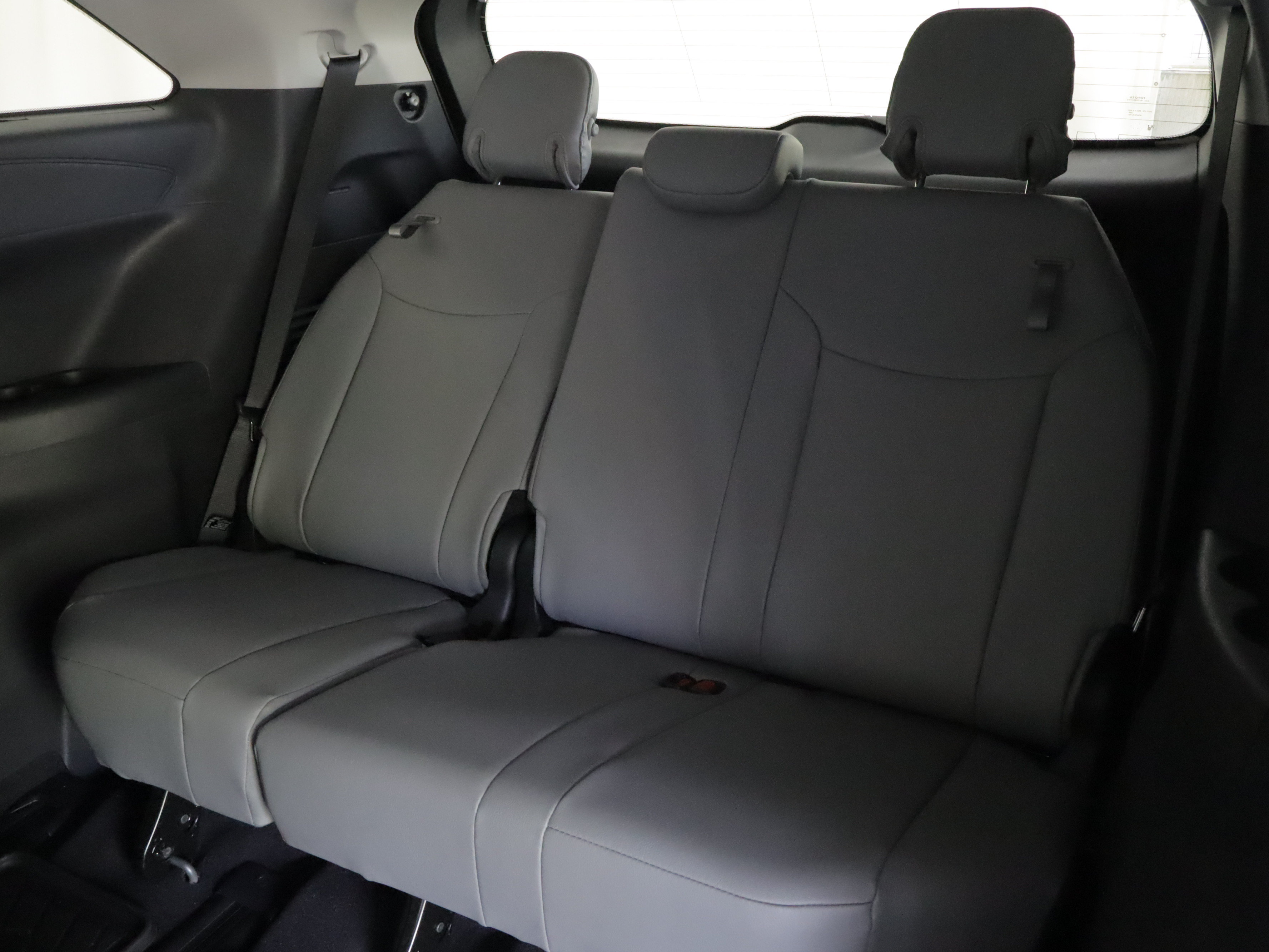New 2026 Toyota Sienna XLE FWD image 20