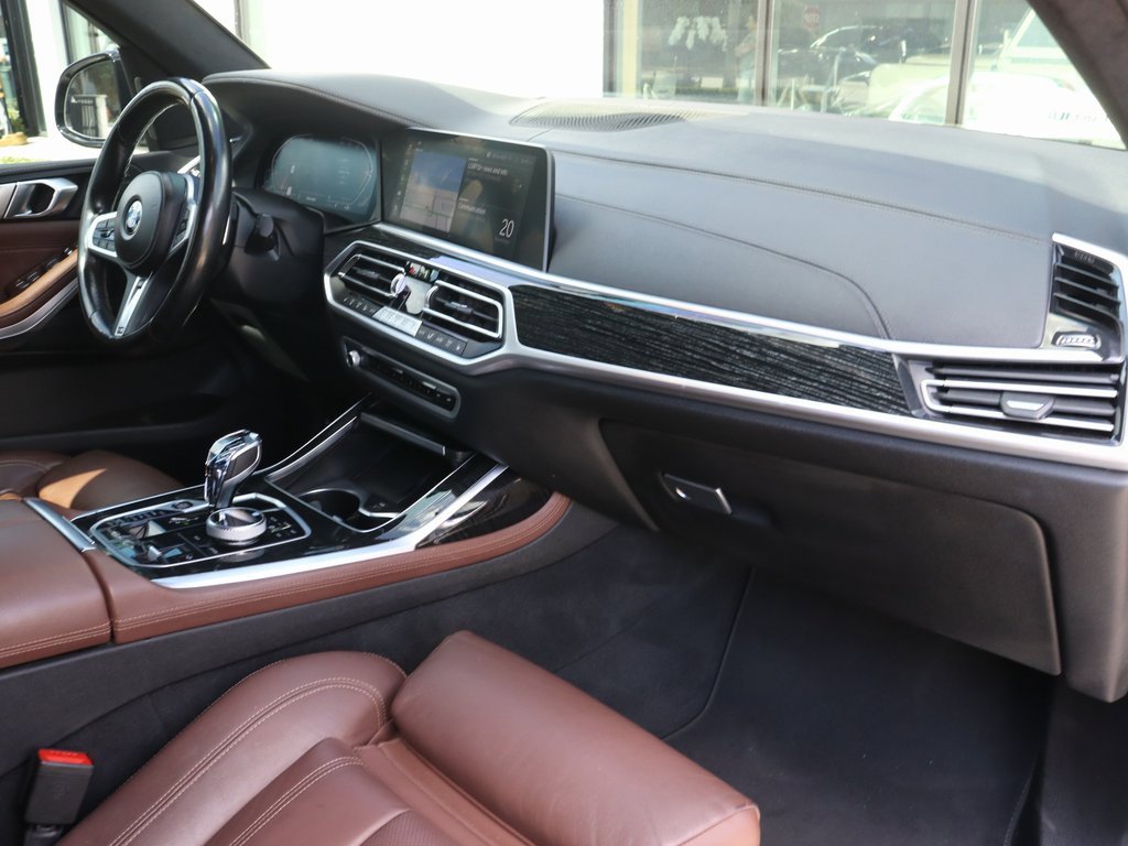 Used 2022 BMW X7 xDrive40i w/ M Sport Package image 28