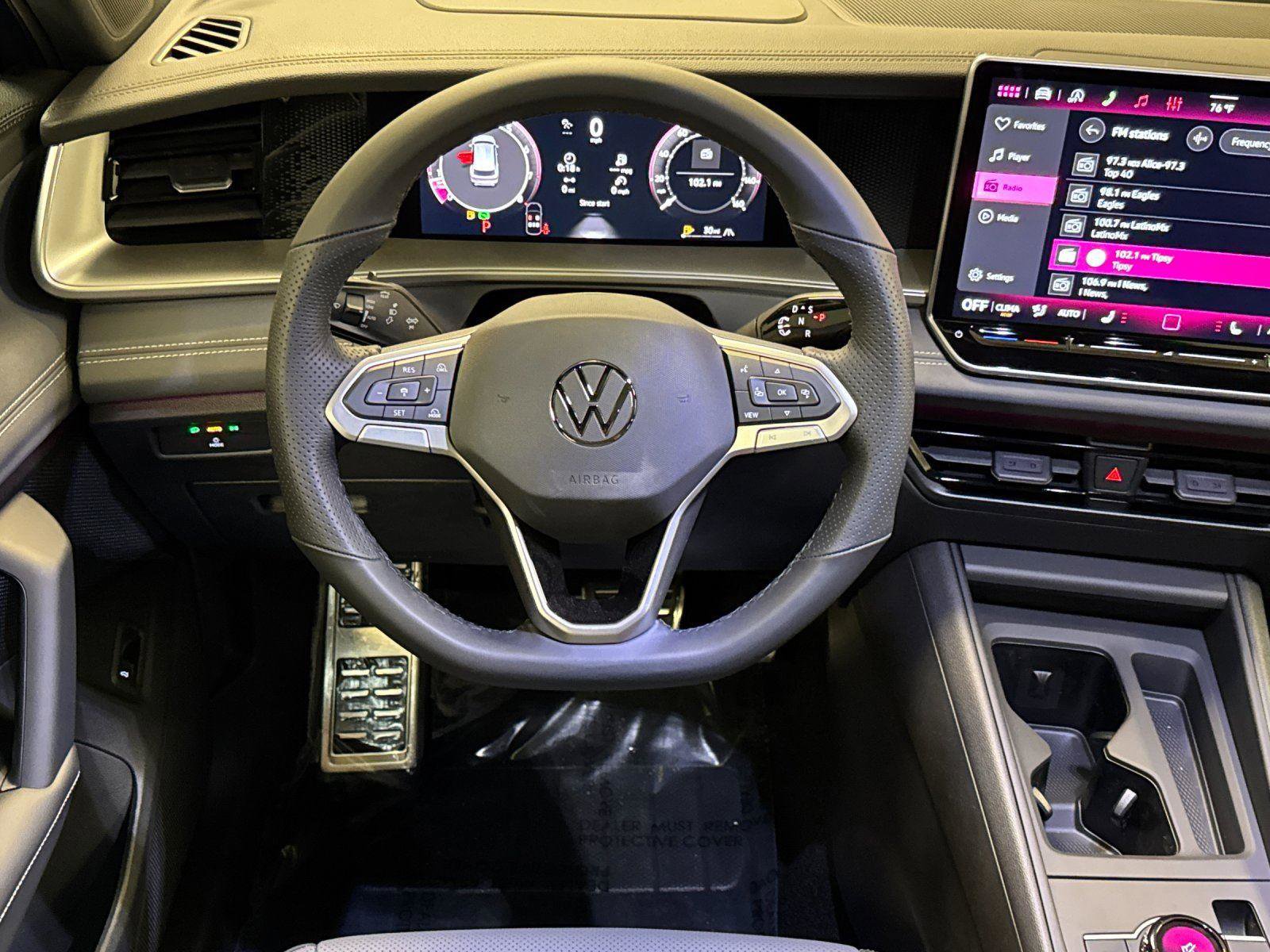 New 2026 Volkswagen Tiguan SE R-Line image 13