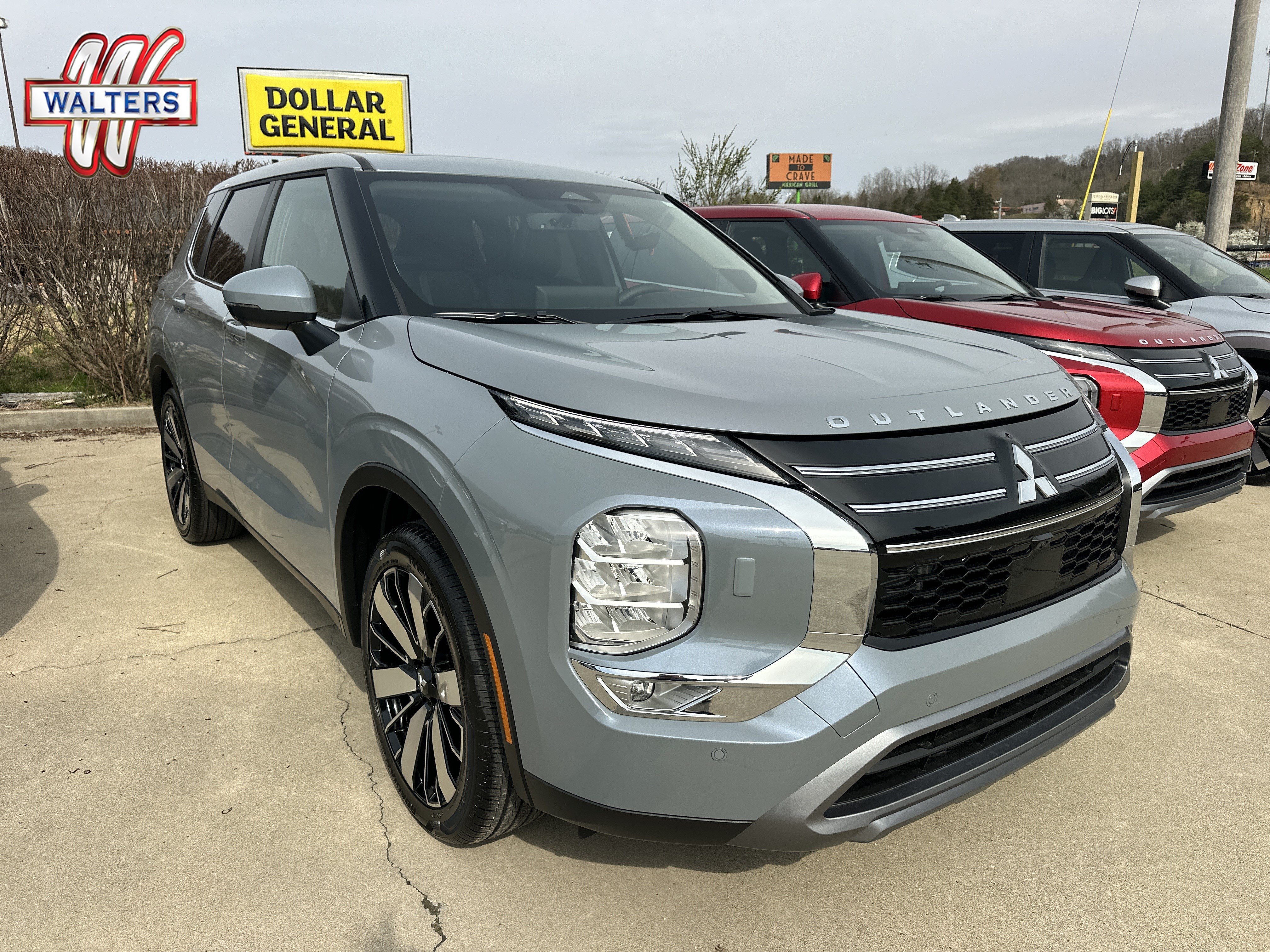 New 2026 Mitsubishi Outlander SE
