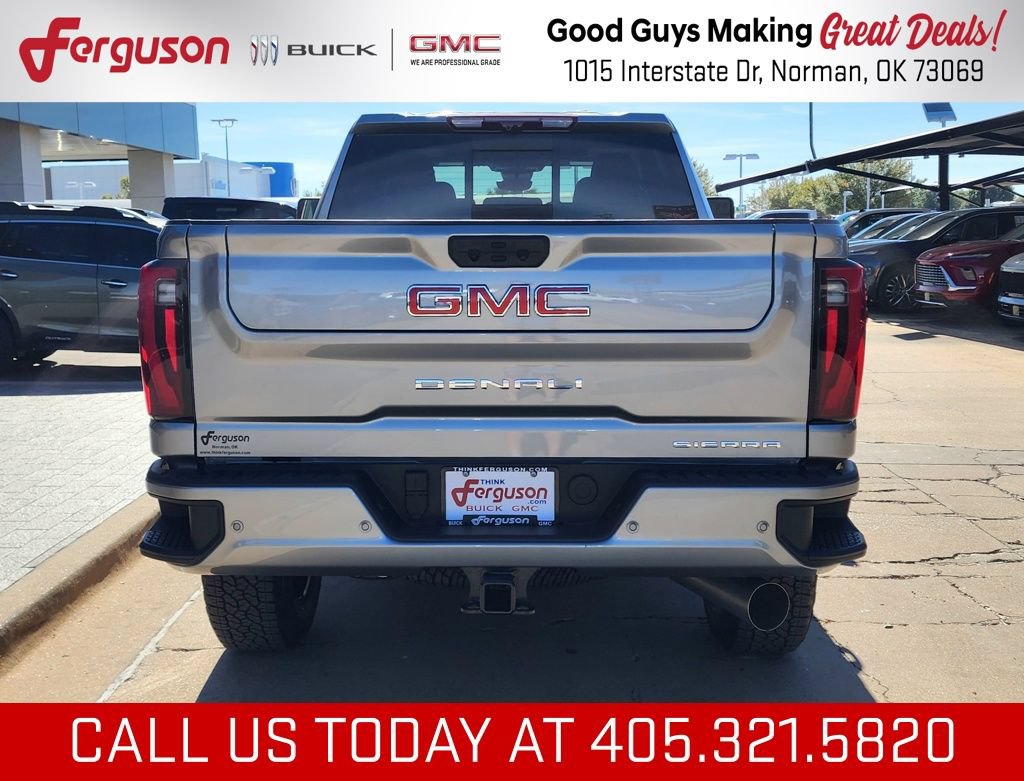 New 2026 GMC Sierra 2500 Denali w/ Denali Reserve Package AWD/4WD image 4