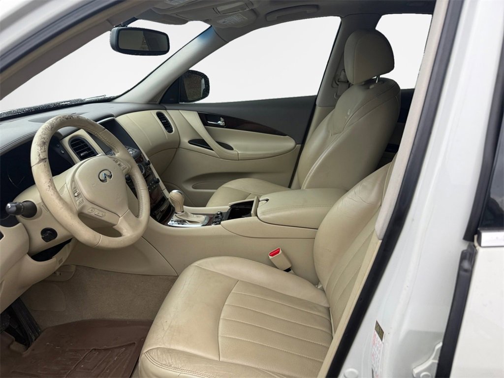 Used 2014 INFINITI QX50 Journey w/ Premium Package image 11