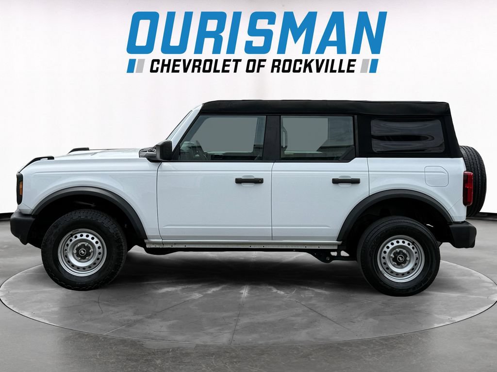 Used 2023 Ford Bronco 4-Door AWD/4WD image 3