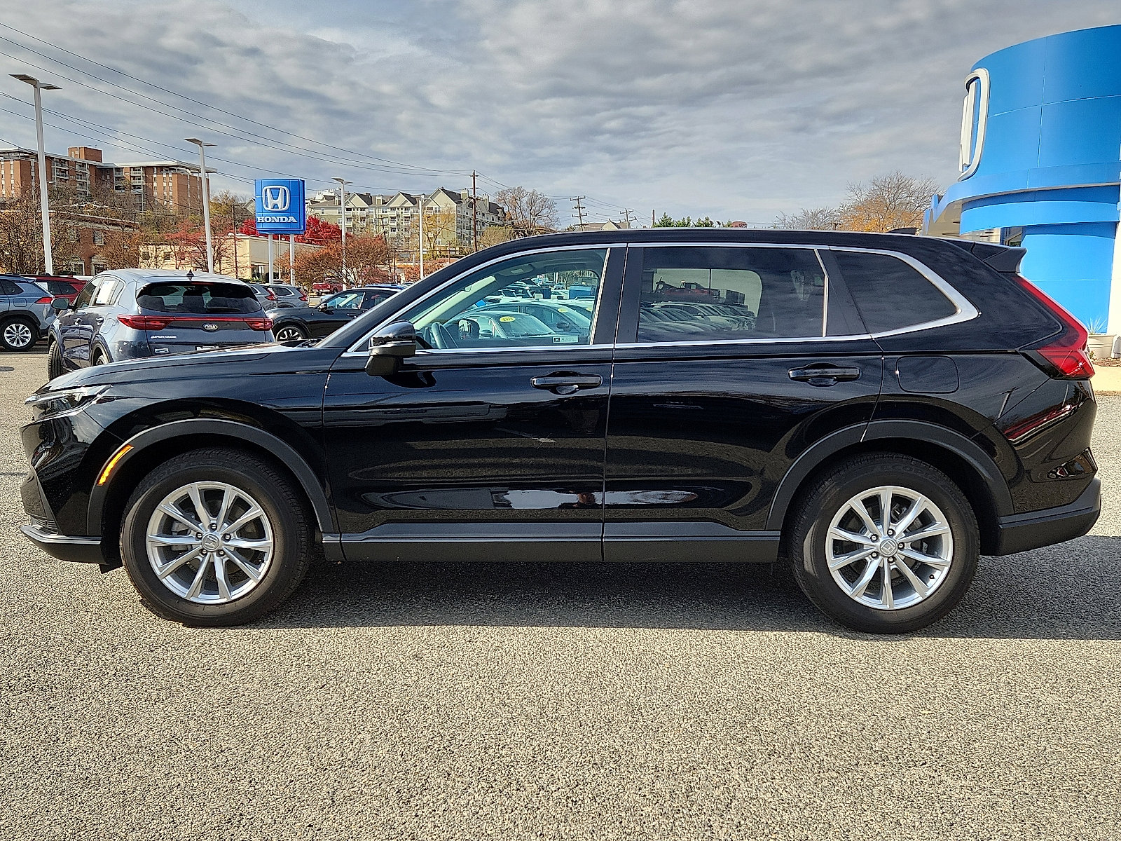Used 2024 Honda CR-V EX-L image 7