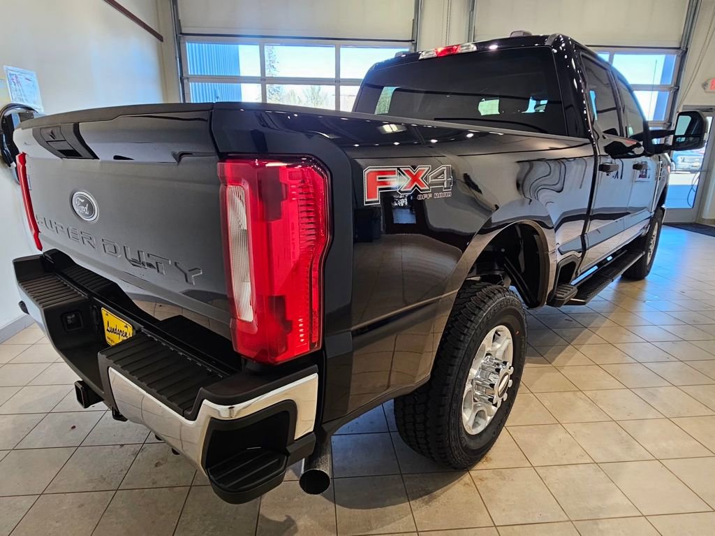 New 2026 Ford F350 XLT image 6