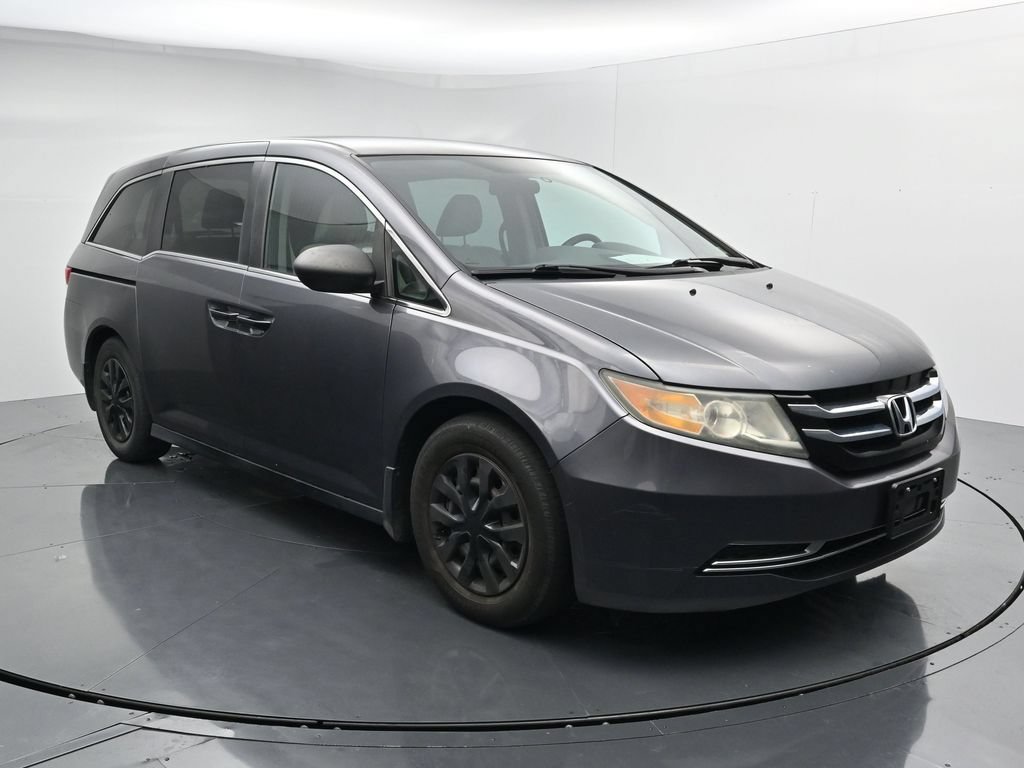 Used 2016 Honda Odyssey LX image 2