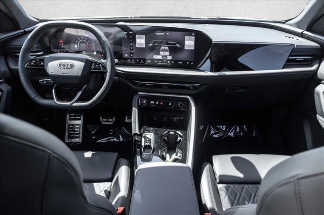 New 2026 Audi SQ5 Premium Plus AWD/4WD image 17