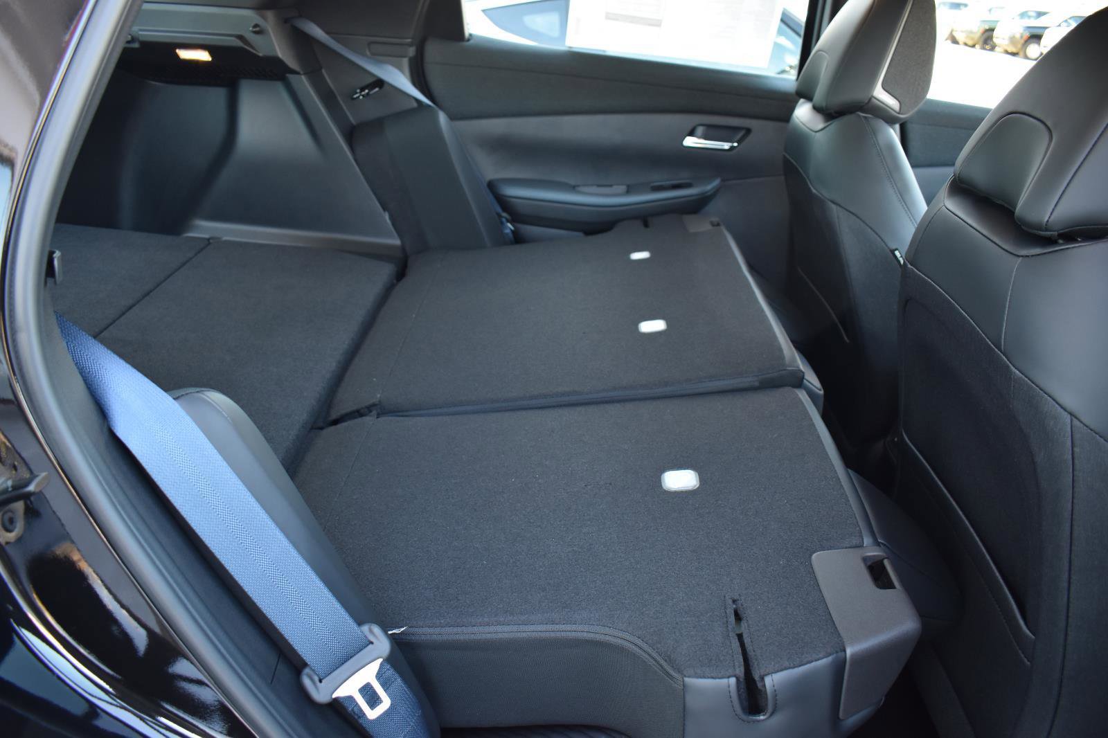 New 2026 Nissan Leaf Platinum+ image 59