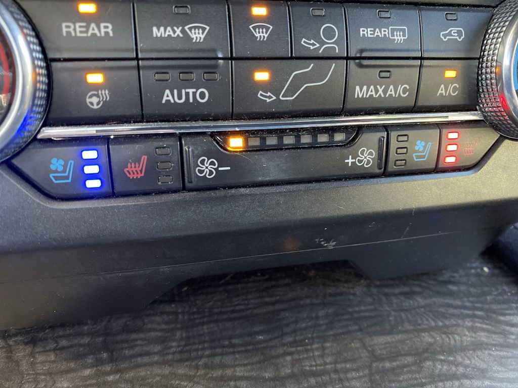 Used 2019 Ford Expedition Limited image 8