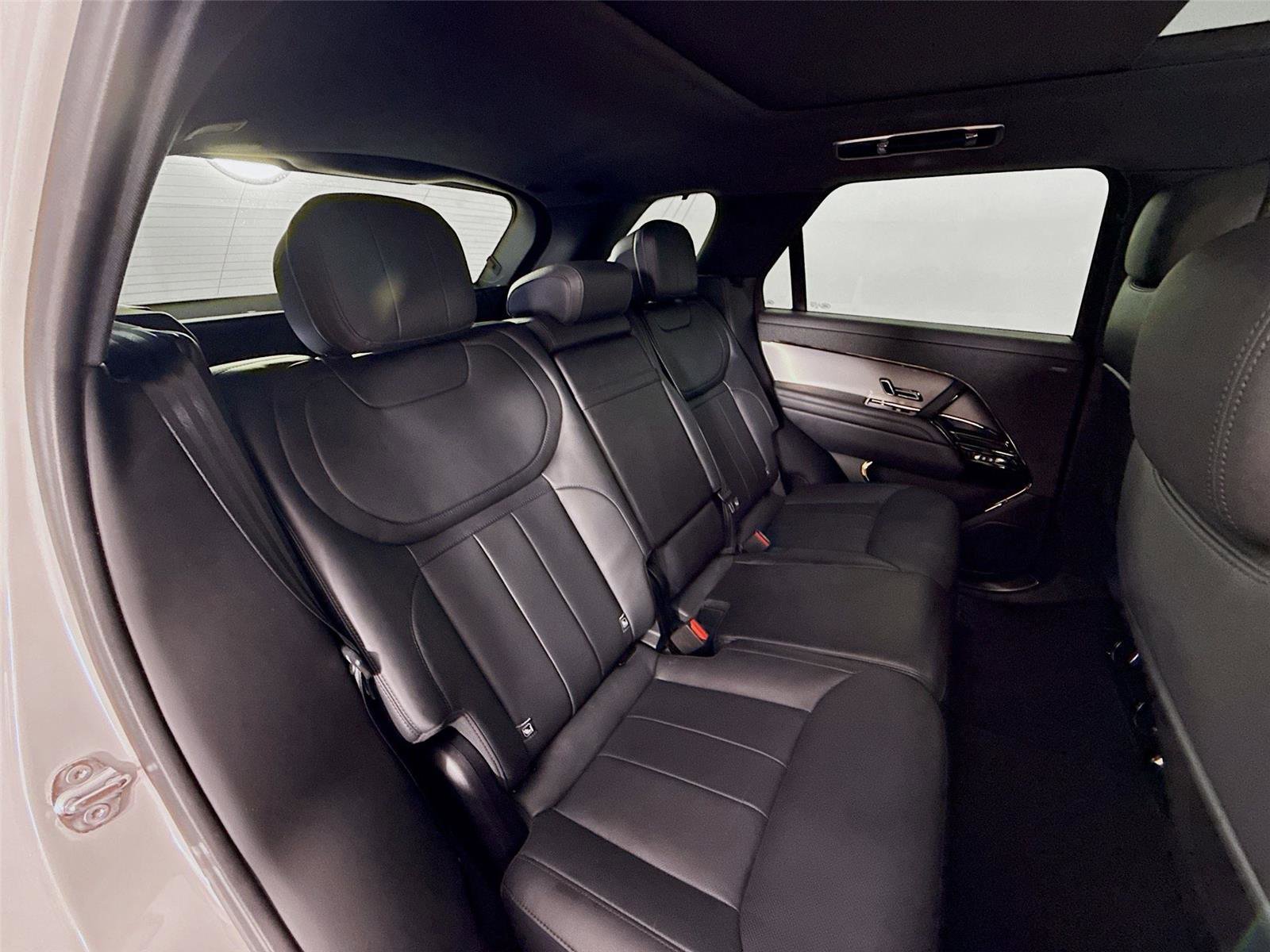 Used 2024 Land Rover Range Rover Sport Dynamic SE image 20