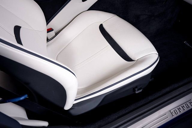 Certified 2025 Ferrari Roma Spider image 50