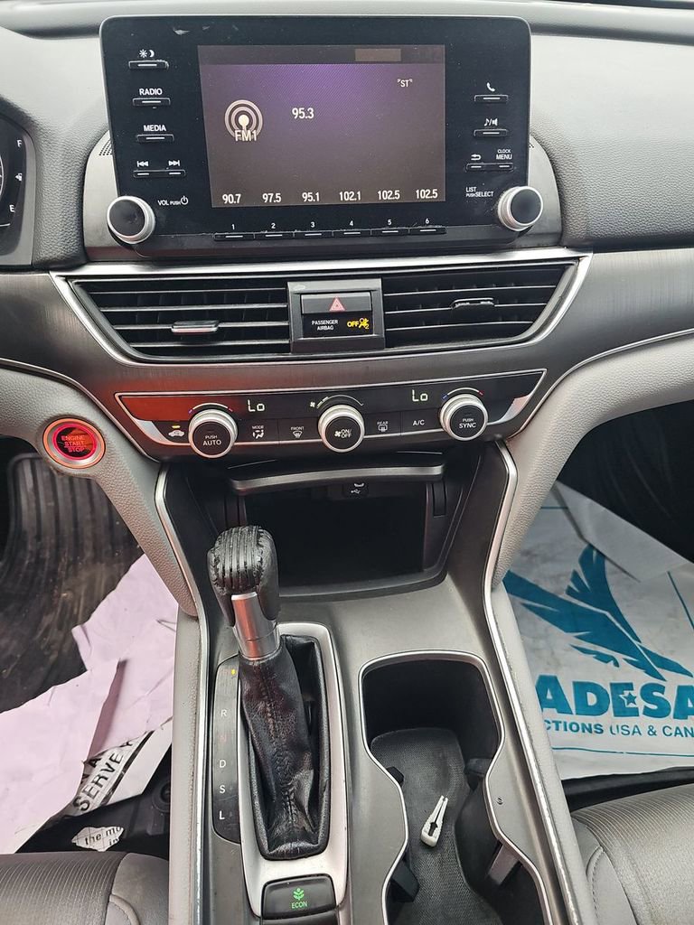 Used 2018 Honda Accord LX image 12