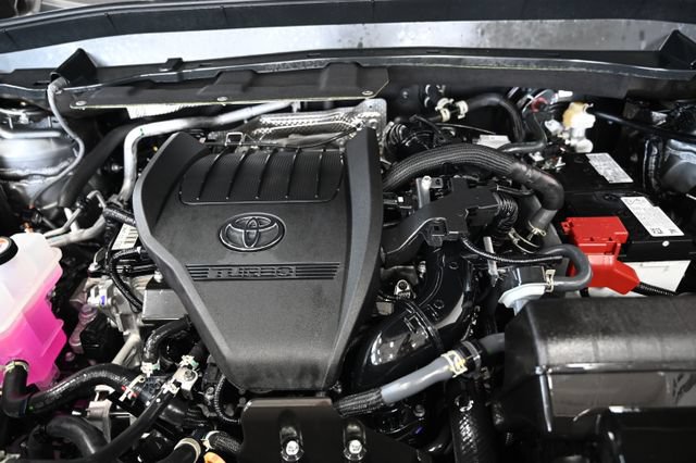 Certified 2026 Toyota Grand Highlander AWD image 38