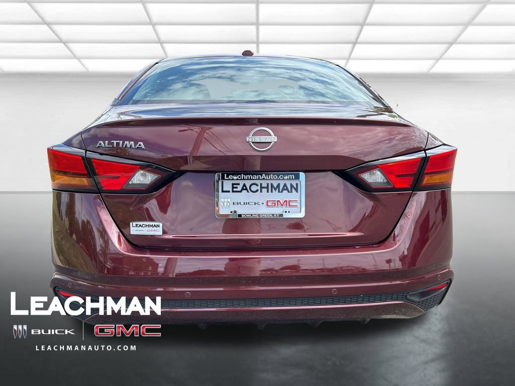Used 2025 Nissan Altima 2.5 SV FWD image 5