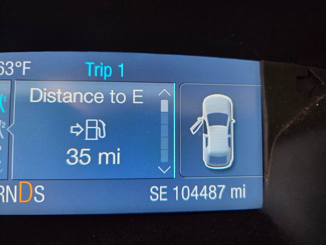 Used 2014 Ford Focus SE w/ Equipment Group 201A image 21