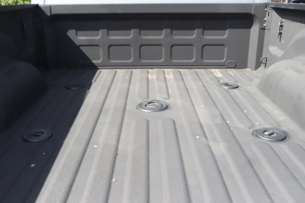 Used 2022 RAM 2500 Laramie w/ Night Edition AWD/4WD image 9